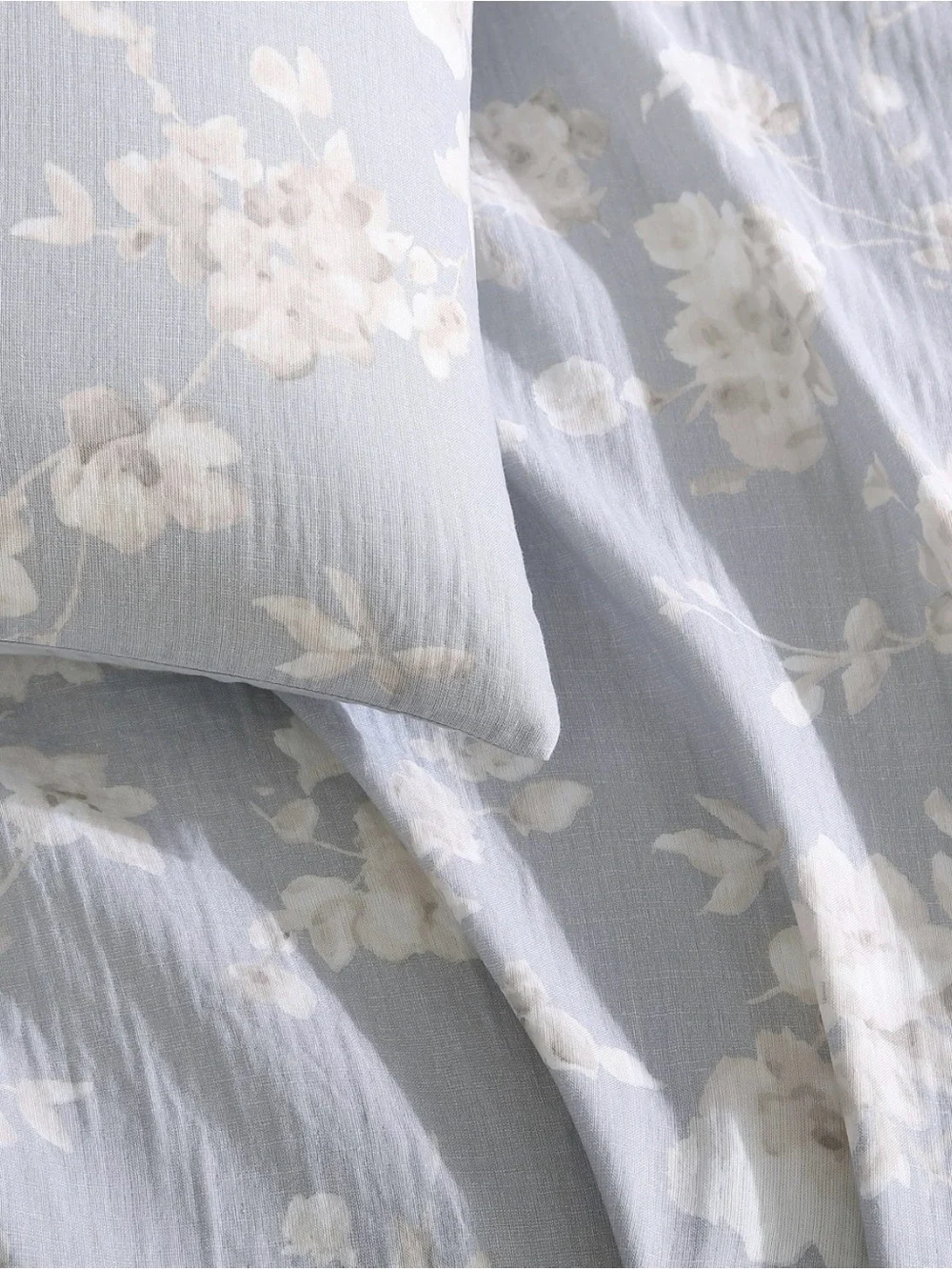 Calvin Klein Duvet Cover Set Queen Light Gray/Ivory Floral Cotten Gauze